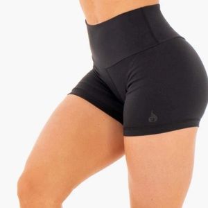 Ryderwear Motion Highwaisted Shorts